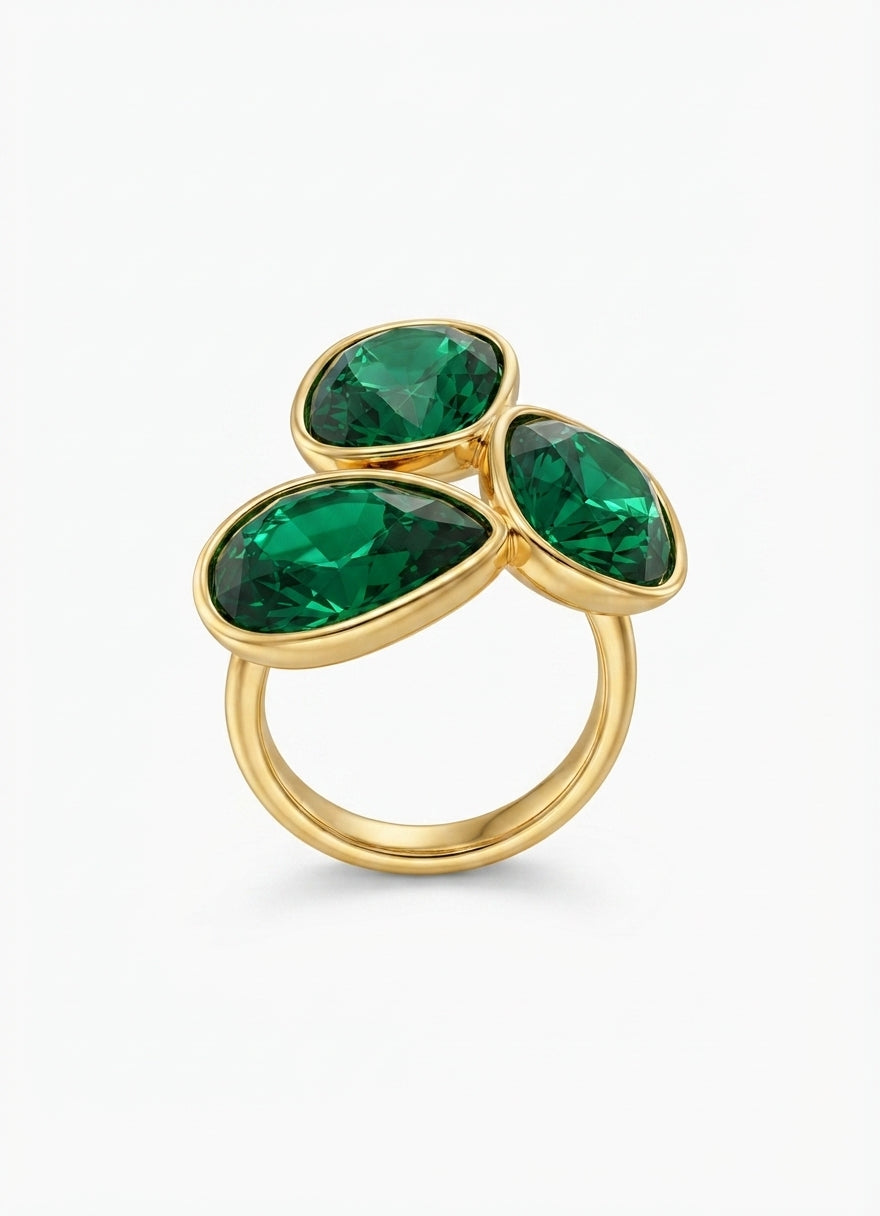 emerald green crystal trio ring top view