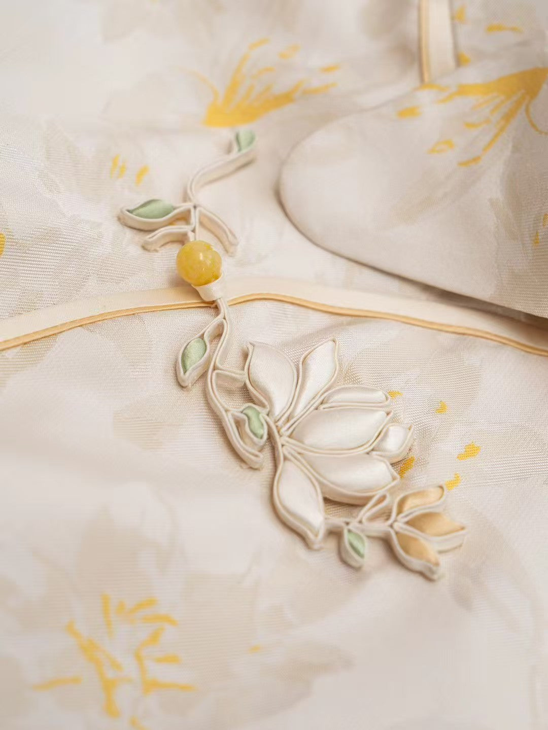 Song Brocade Silk Qipao with Narcissus and Lily Motifs