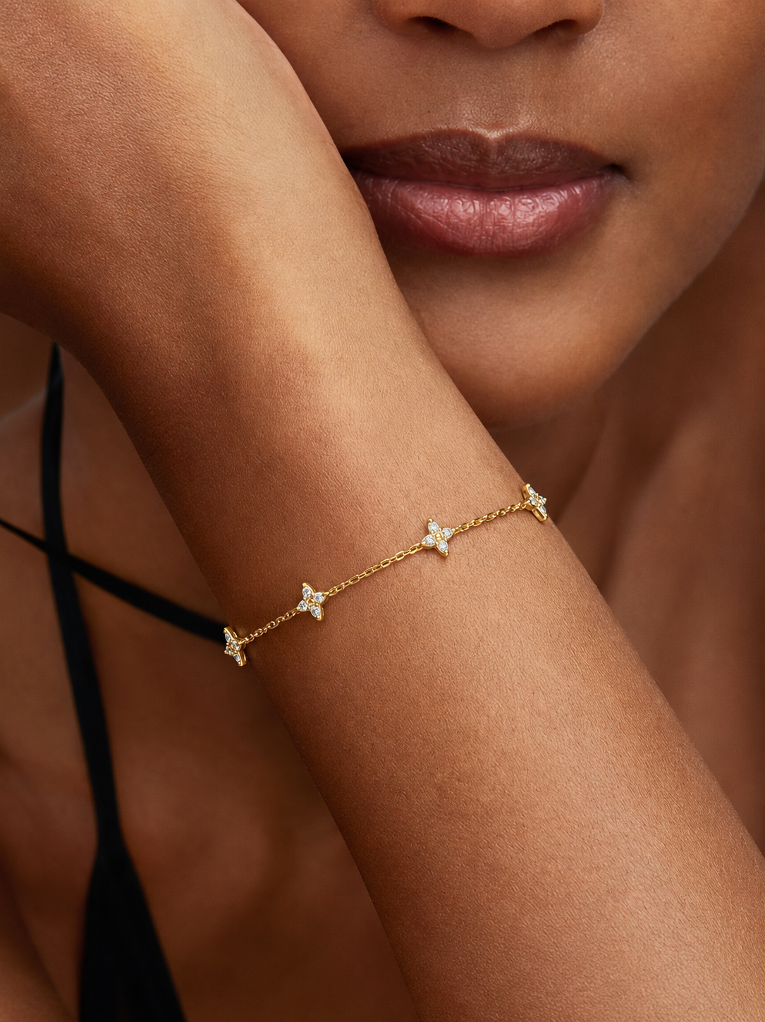 Lilies Crystal Bracelet