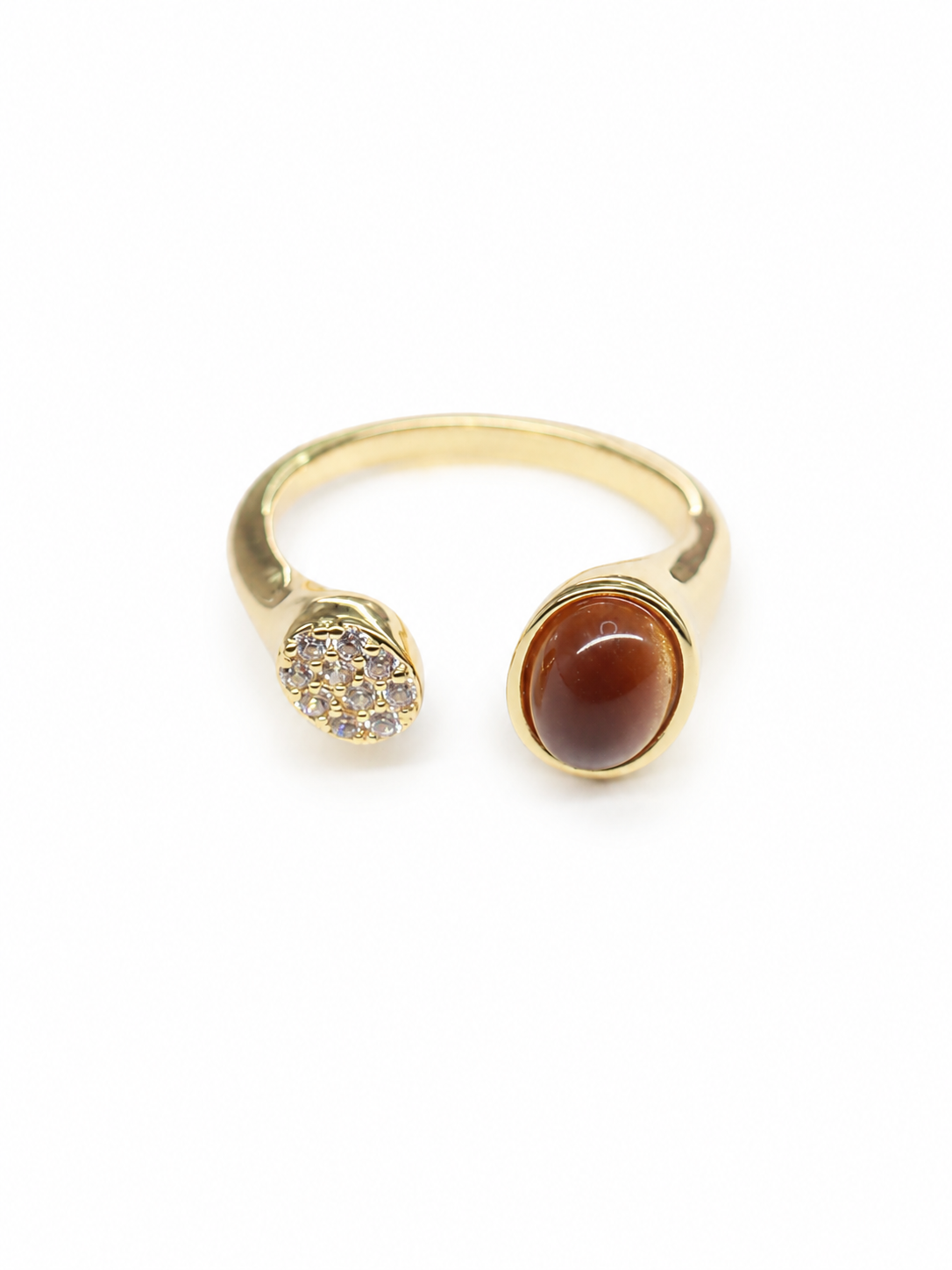amber brown cat eye stone ring front view