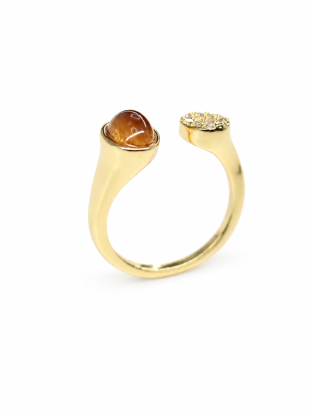 amber brown cat eye stone ring main view