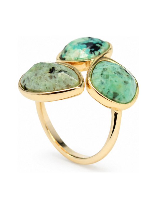 moss green stone trio ring main view