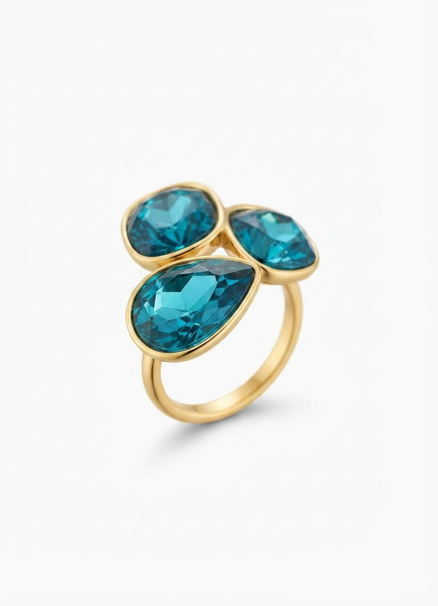 ocean blue crystal trio ring front view