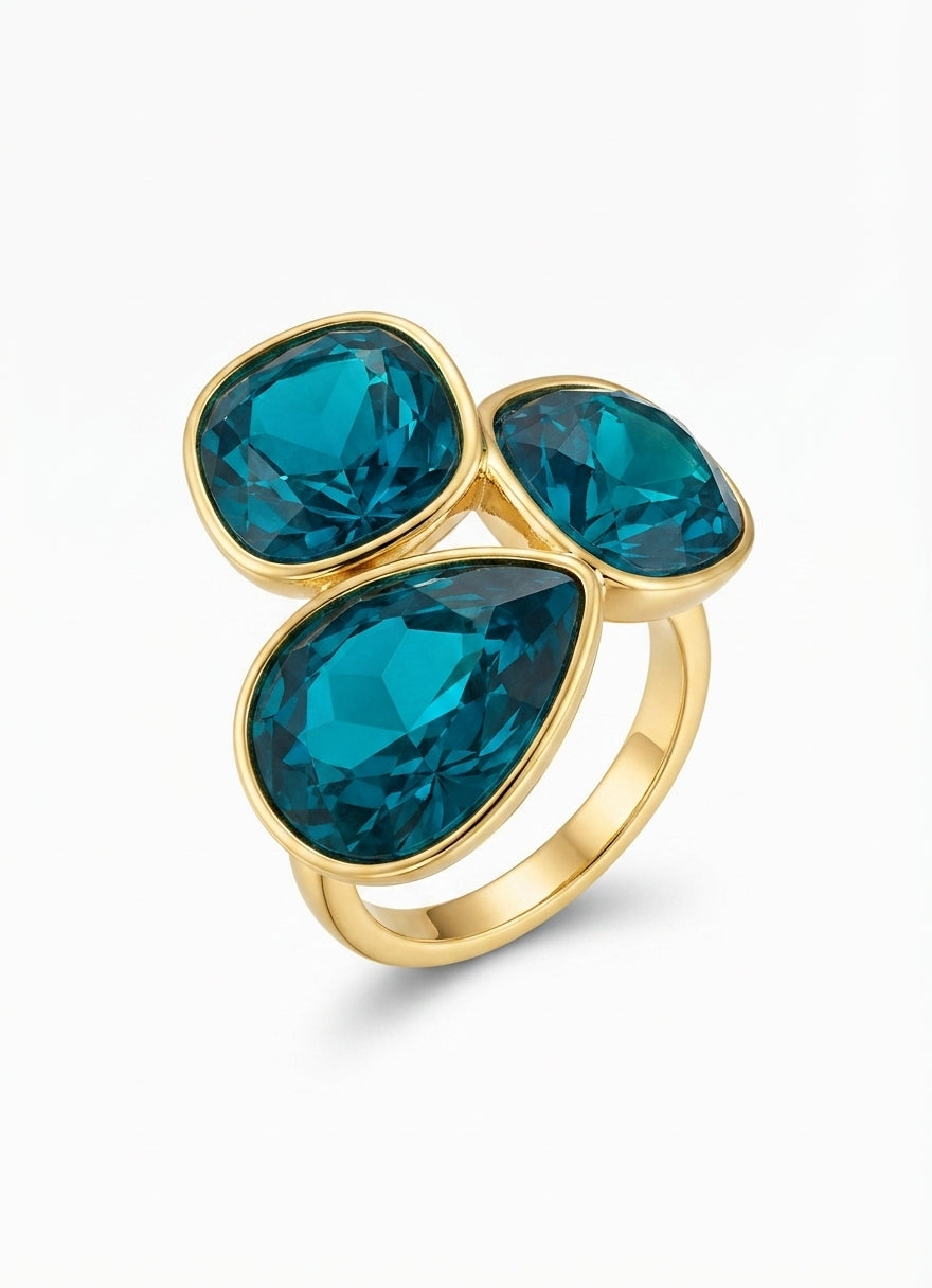 ocean blue crystal trio ring side view